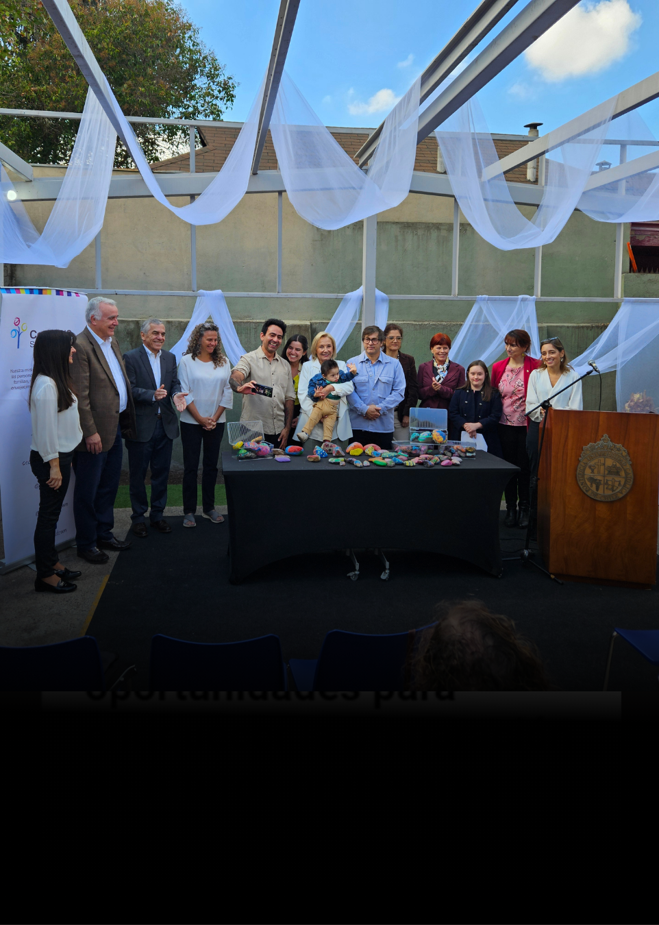 Pedagogía en Educación Especial UC dona material didáctico para futuro gimnasio multisensorial de UC Down
